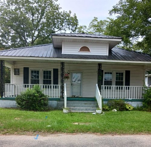 605 Smith St, Marion, SC, 29571-4243 | Card Image