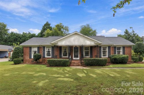 3223 Gardner Park Dr, Gastonia, NC, 28054-4907 | Card Image