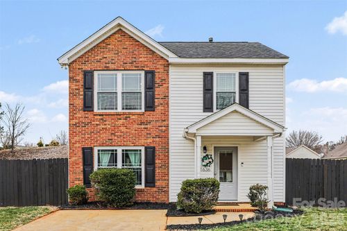 1636 Clooney Ln, Charlotte, NC, 28262-3552 | Card Image
