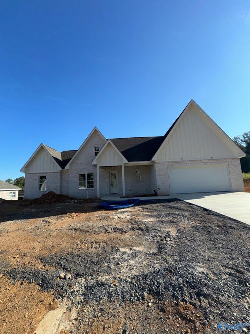 129 Tumbleweed Dr, Guntersville, AL, 35976-0588 | Card Image