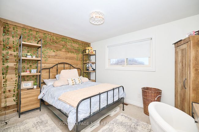 6796 Stokes St, House other with 5 bedrooms, 2 bathrooms and 4 parking in Niagara Falls ON | Image 13