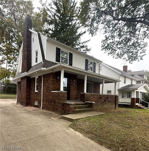 422 N Firestone Blvd, Akron, OH, 44301-2232 | Card Image