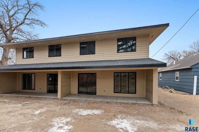 711 Dakota Ave, Townhouse with 3 bedrooms, 3 bathrooms and null parking in Dell Rapids SD | Image 31