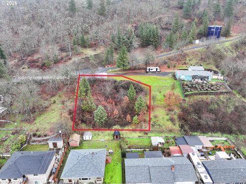2 E Franklin St, Bingen, WA, 98605 | Card Image