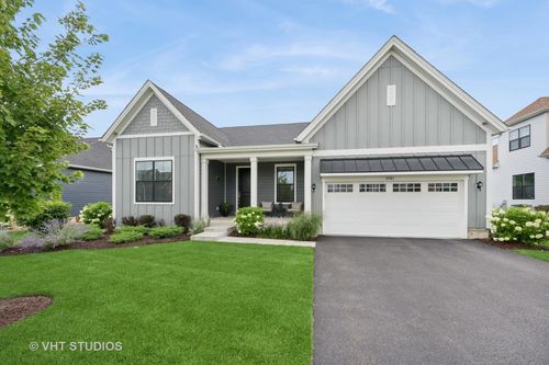3581 Doral Dr, Elgin, IL, 60124-8573 | Card Image