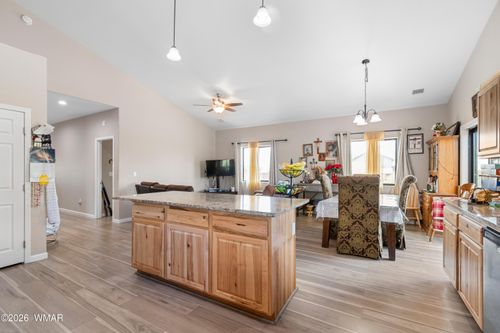 2280 Rock Garden Ln, Show Low, AZ, 85901-7681 | Card Image