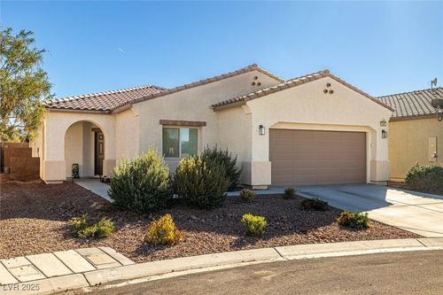 5565 San Pietro Dr, Pahrump, NV, 89061-7314 | Card Image