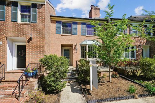 6315 Olde Towne Ct, ALEXANDRIA, VA, 22307-1228 | Card Image