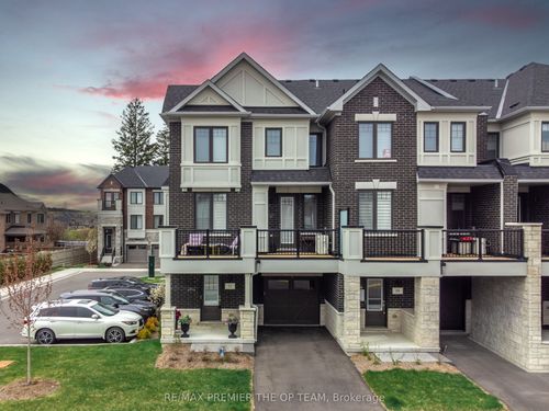 22 Pierre Berton Blvd, Kleinburg, ON, L4H4V2 | Card Image