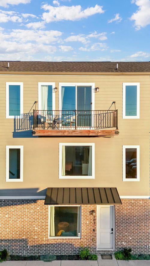 1615 Fagan St, CHATTANOOGA, TN, 37408-2245 | Card Image