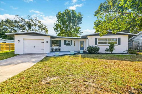 530 Saint Andrews Dr, Sarasota, FL, 34243-1628 | Card Image
