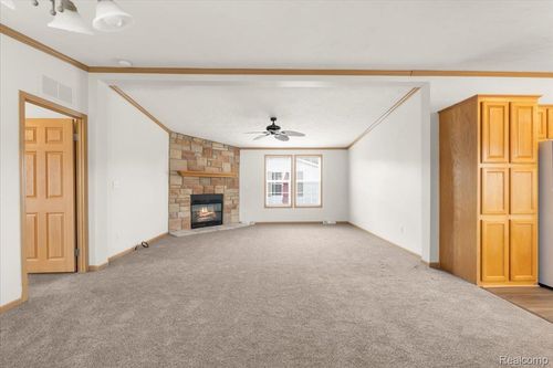 11796 Beachwood Ct, South Lyon, MI, 48178-6653 | Card Image