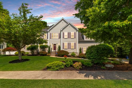 7 Tulip Way, Medway, MA, 02053-6203 | Card Image