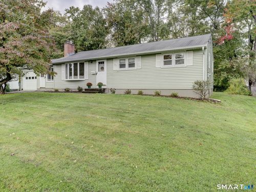 16 Windham Rd, Enfield, CT, 06082-5817 | Card Image