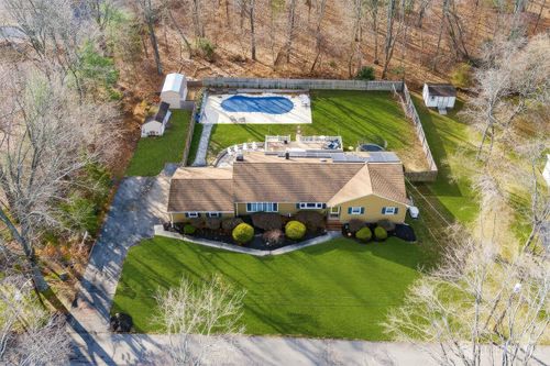 25 Henry St, East Brunswick, NJ, 08816-2420 | Card Image