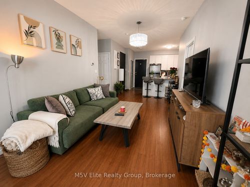 212-3504 Hurontario St, Mississauga, ON, L5B0B9 | Card Image