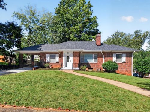 4401 Hilltop Dr, Lynchburg, VA, 24502-1211 | Card Image
