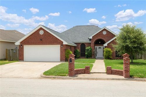 1614 Gabriels Lndg, Harlingen, TX, 78550-2804 | Card Image