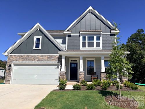 6196 Sylvan Dr, Denver, NC, 28037-7945 | Card Image