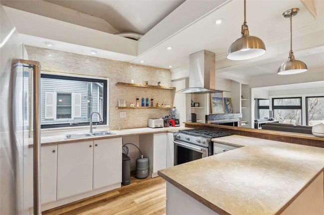 61 River Rd, House other with 2 bedrooms, 1 bathrooms and 3 parking in Brampton ON | Image 7