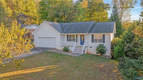 416 Leath Dr Ne, Fort Payne, AL, 35967-3922 | Card Image