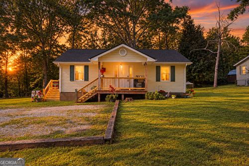 1778 Highway 17, Clarkesville, GA, 30523-5033 | Card Image