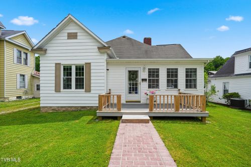 224 10th St Nw, Norton, VA, 24273-1816 | Card Image