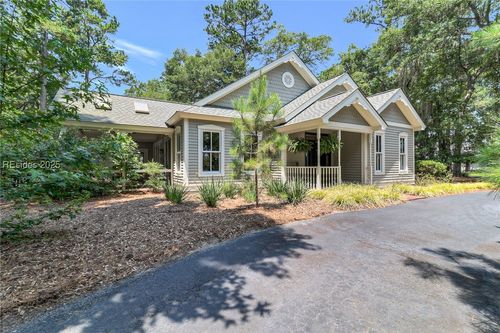 137 Toppin Dr, Hilton Head Island, SC, 29926-1005 | Card Image