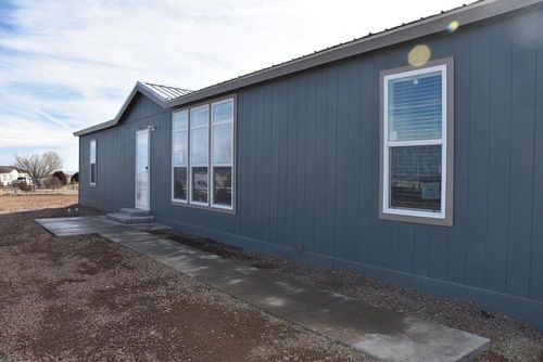 4 Robin Ct, Edgewood, NM, 87015-7908 | Card Image