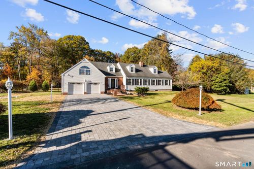 3 Deer Park Rd, Danbury, CT, 06811-2717 | Card Image