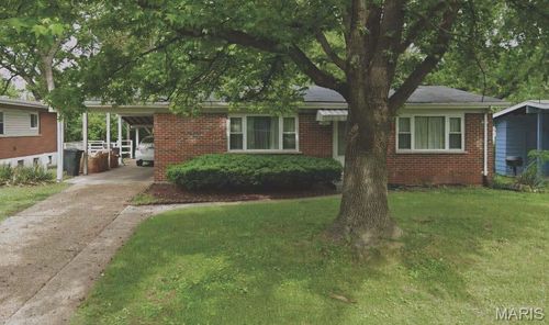 765 Pimlico Dr, Florissant, MO, 63033-3524 | Card Image