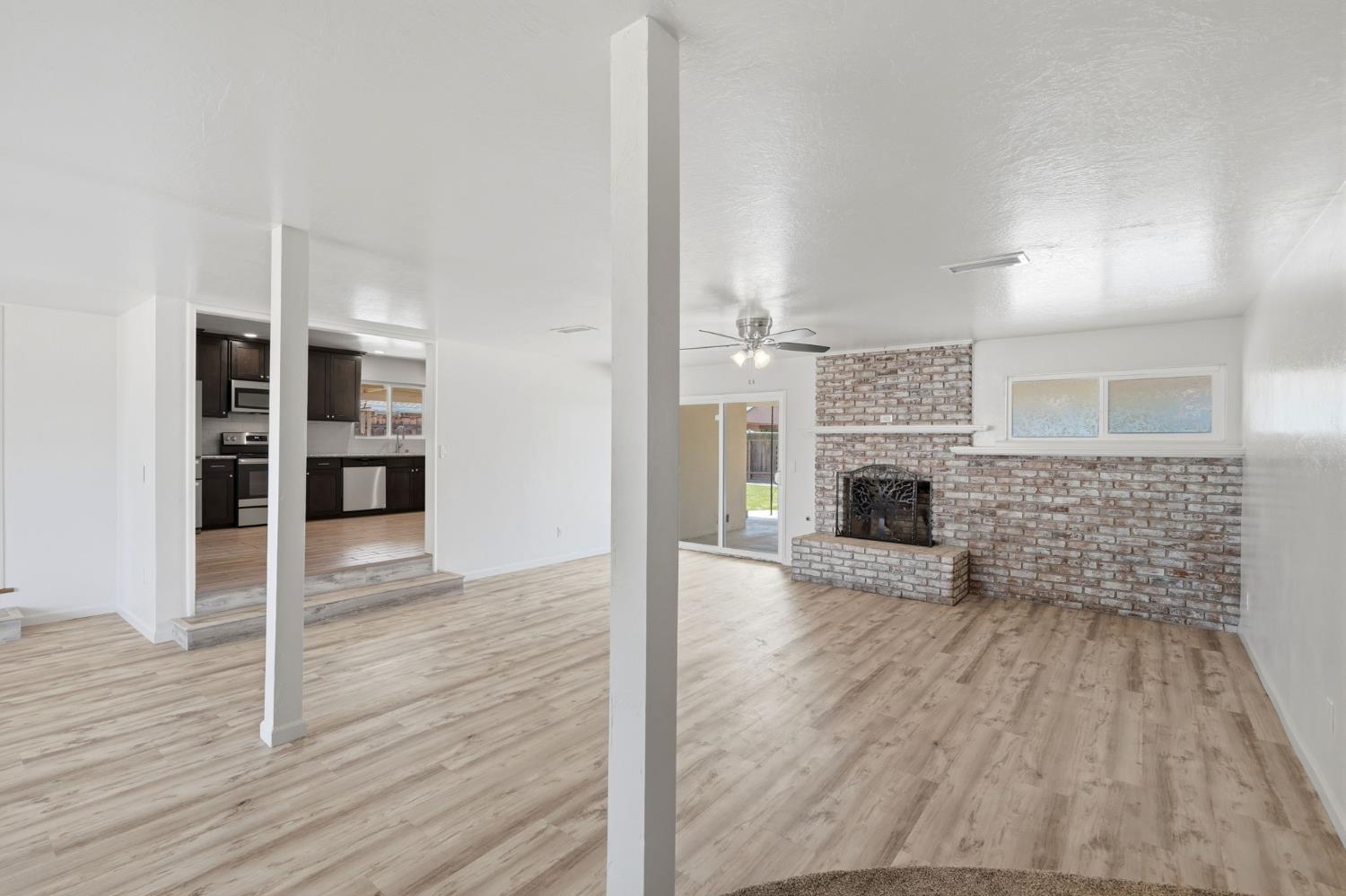 Residential in Hanford 3