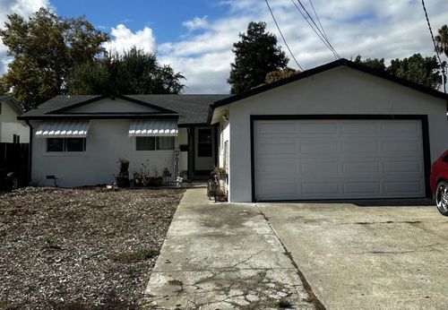 3556 Vancouver Way, Concord, CA, 94520-1552 | Card Image