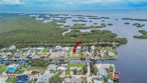 814 Seabreeze Dr, RUSKIN, FL, 33570-2803 | Card Image