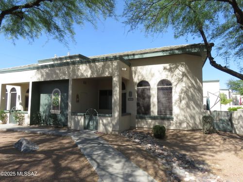 2424 W Via Di Silvio, Tucson, AZ, 85741-4205 | Card Image