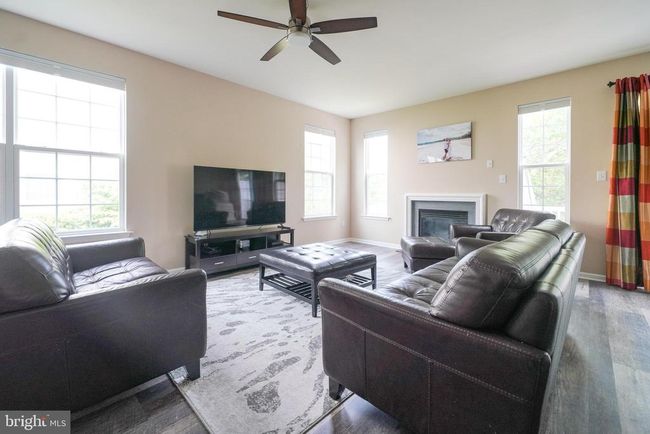 124 Meadow Cir, Townhouse with 3 bedrooms, 3 bathrooms and null parking in Mays Landing NJ | Image 12