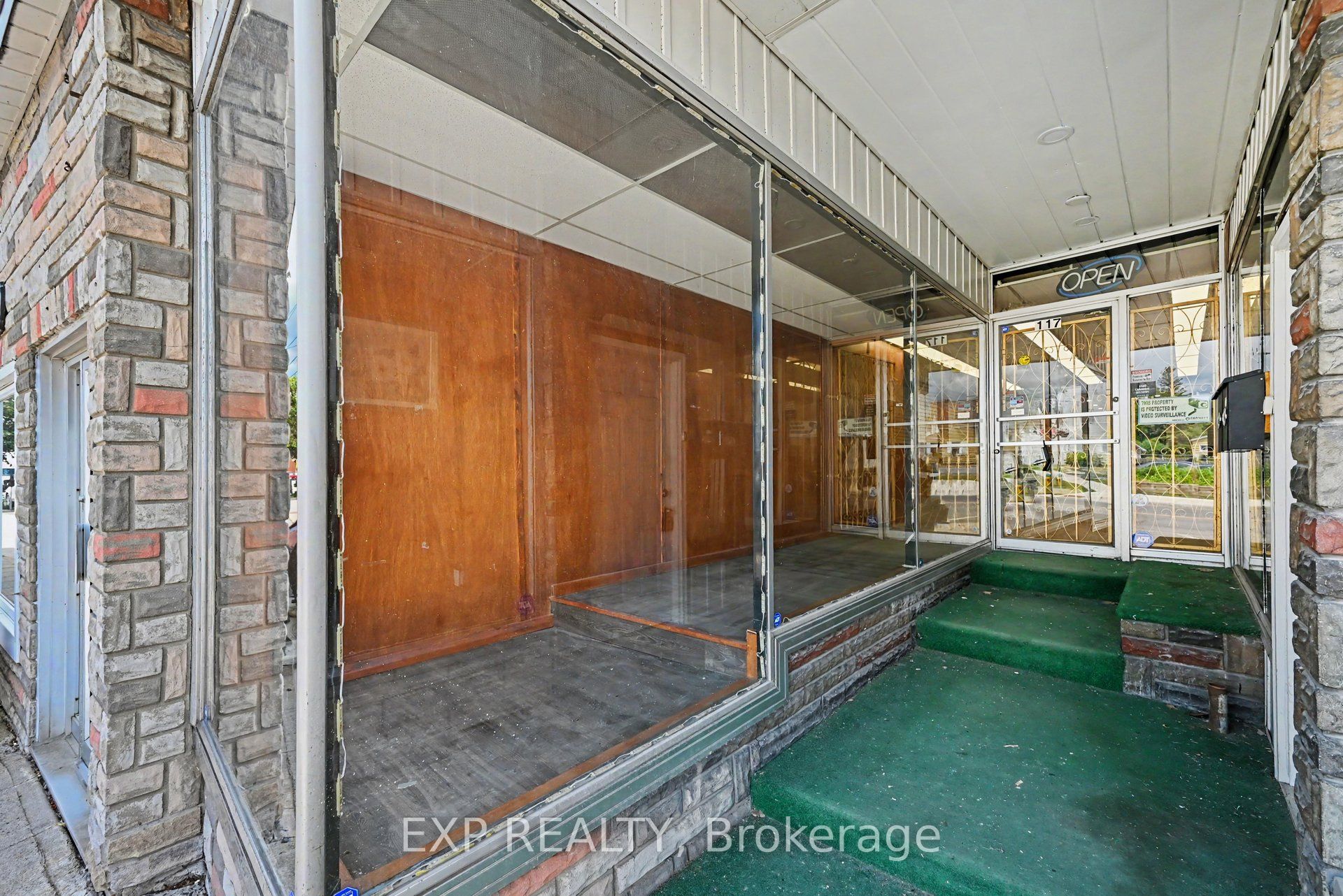 Commercial Lease in Cornwall 4