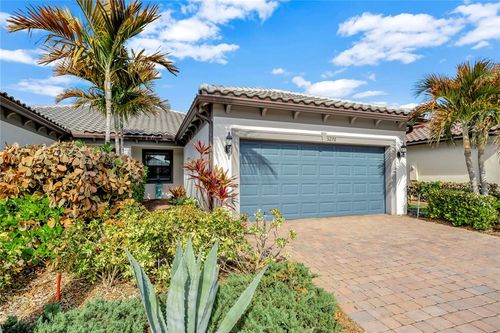 5276 Unity Sq, Vero Beach, FL, 32967-7719 | Card Image