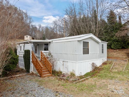 729 Don Felmet Rd, Marshall, NC, 28753-9011 | Card Image