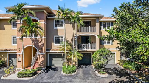 apt-304-6511 Emerald Dunes Dr, West Palm Beach, FL, 33411-2771 | Card Image