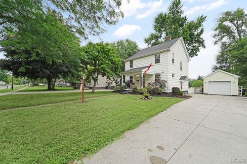 412 Jipson St, Blissfield, MI, 49228-1349 | Card Image