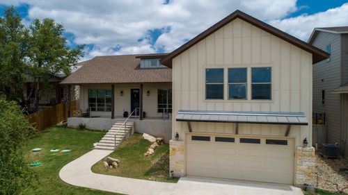 10129 Longhorn Skwy, Dripping Springs, TX, 78620-2650 | Card Image