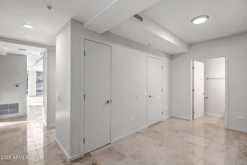 5008-7141 E Rancho Vista Dr, Scottsdale, AZ, 85251-1491 | Card Image