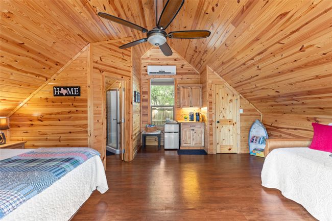Guest Quarters Over Garage Offers Potential Revenue Generating Efficiency Apartment. | Image 28