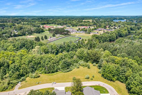 60 Creek Dr, Hart, MI, 49420 | Card Image