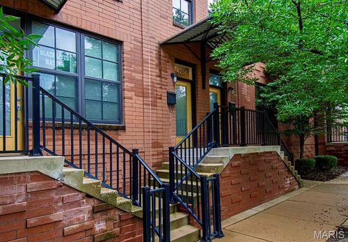 4256 Olive St, Saint Louis, MO, 63108-3012 | Card Image