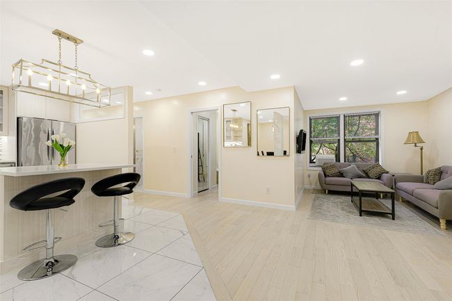 APT-1D - 72 110 Th St, Home with 3 bedrooms, 2 bathrooms and null parking in Forest Hills NY | Image 7