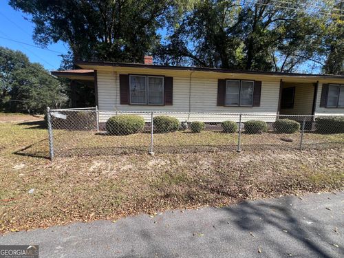 813 W Franklin St, Sylvester, GA, 31791-1917 | Card Image