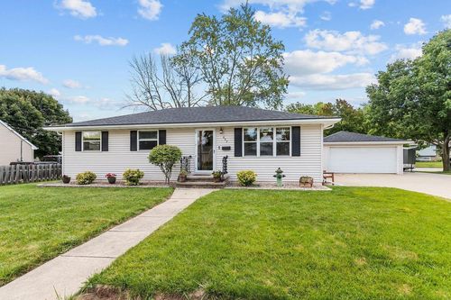 625 Park Street, Combined Locks, WI, 54113 | Card Image