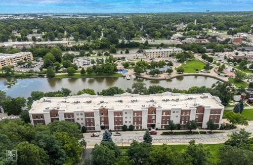 203-218 N Water Street, Batavia, IL, 60510 | Card Image